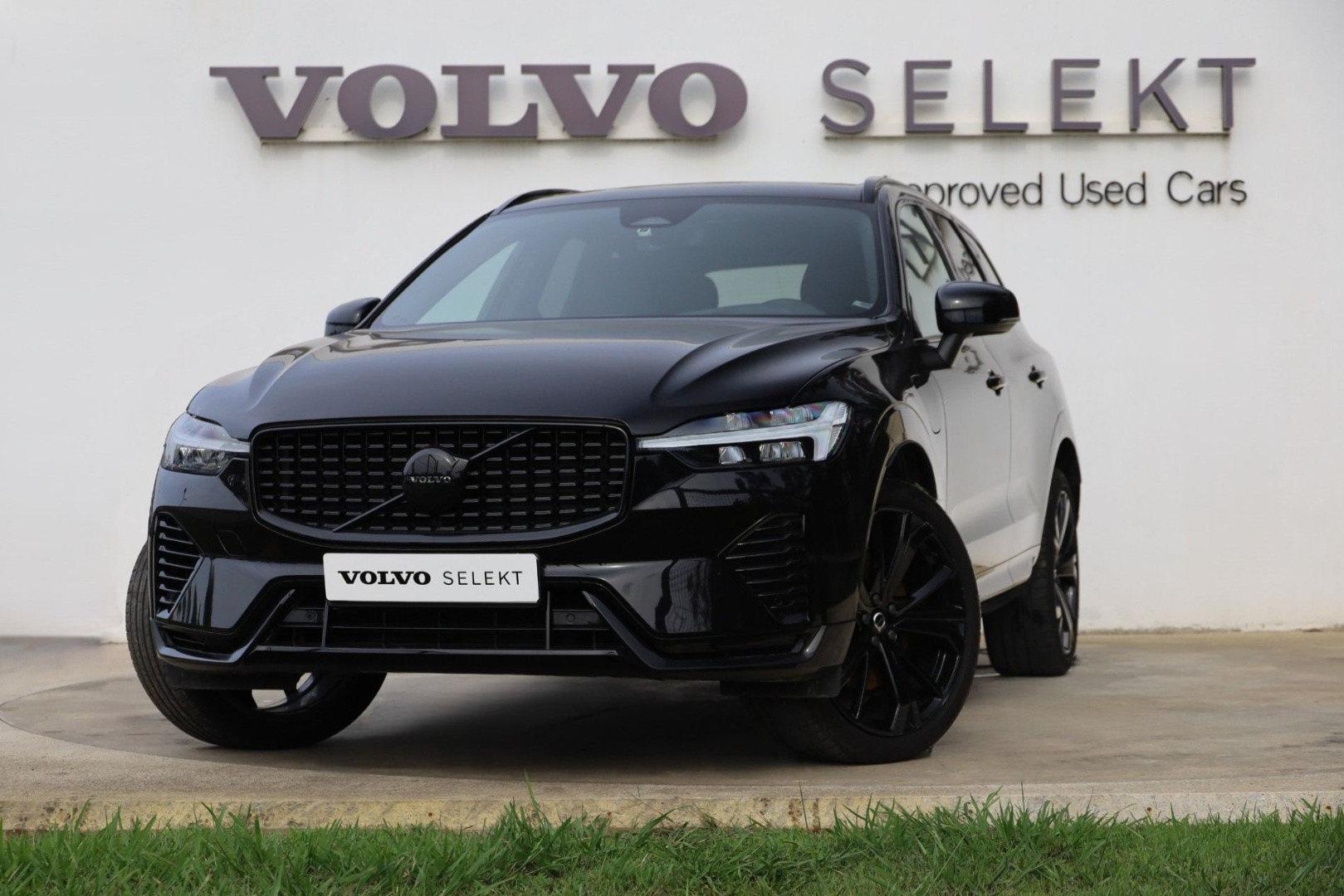 XC60 T6 Hibrido Plug-in Plus Dark Black Edition Geart.