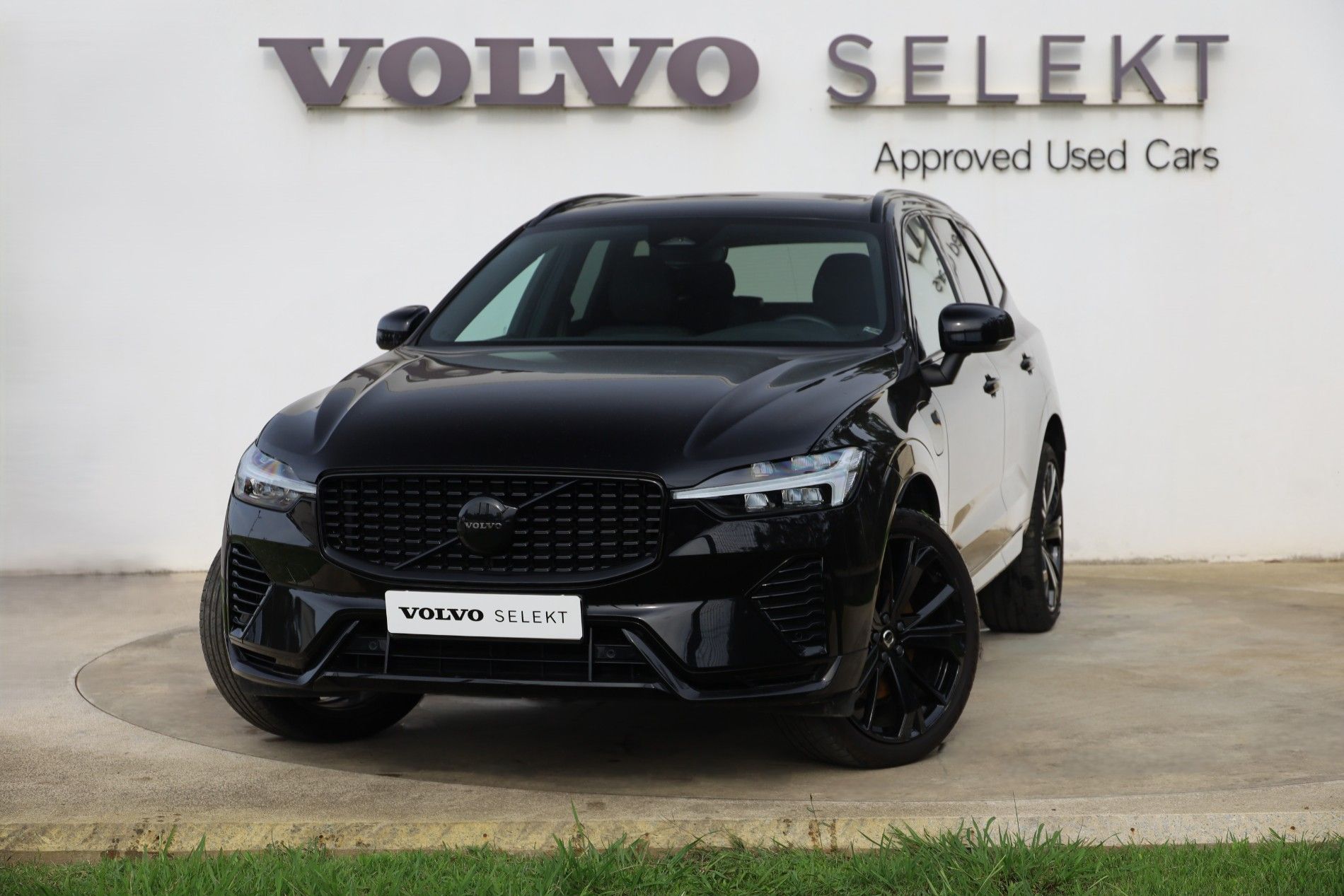 XC60 T6 Hibrido Plug-in Plus Dark Black Edition Geart.