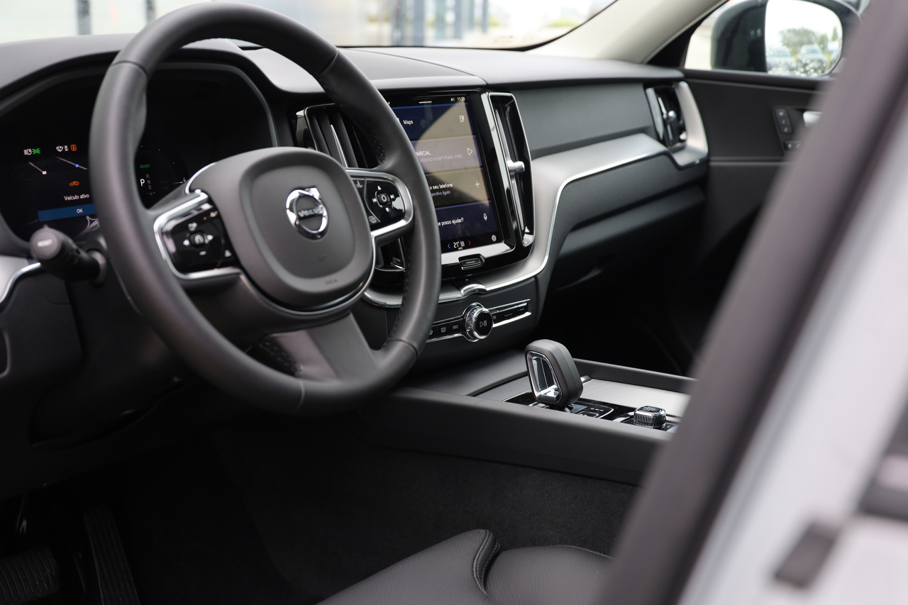 XC60 T6 Hibrido Plug-in Plus Dark Geart. AWD