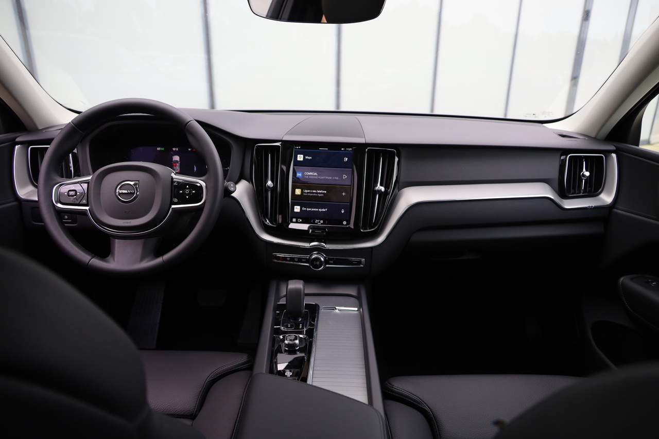 XC60 T6 Hibrido Plug-in Plus Dark Geart. AWD