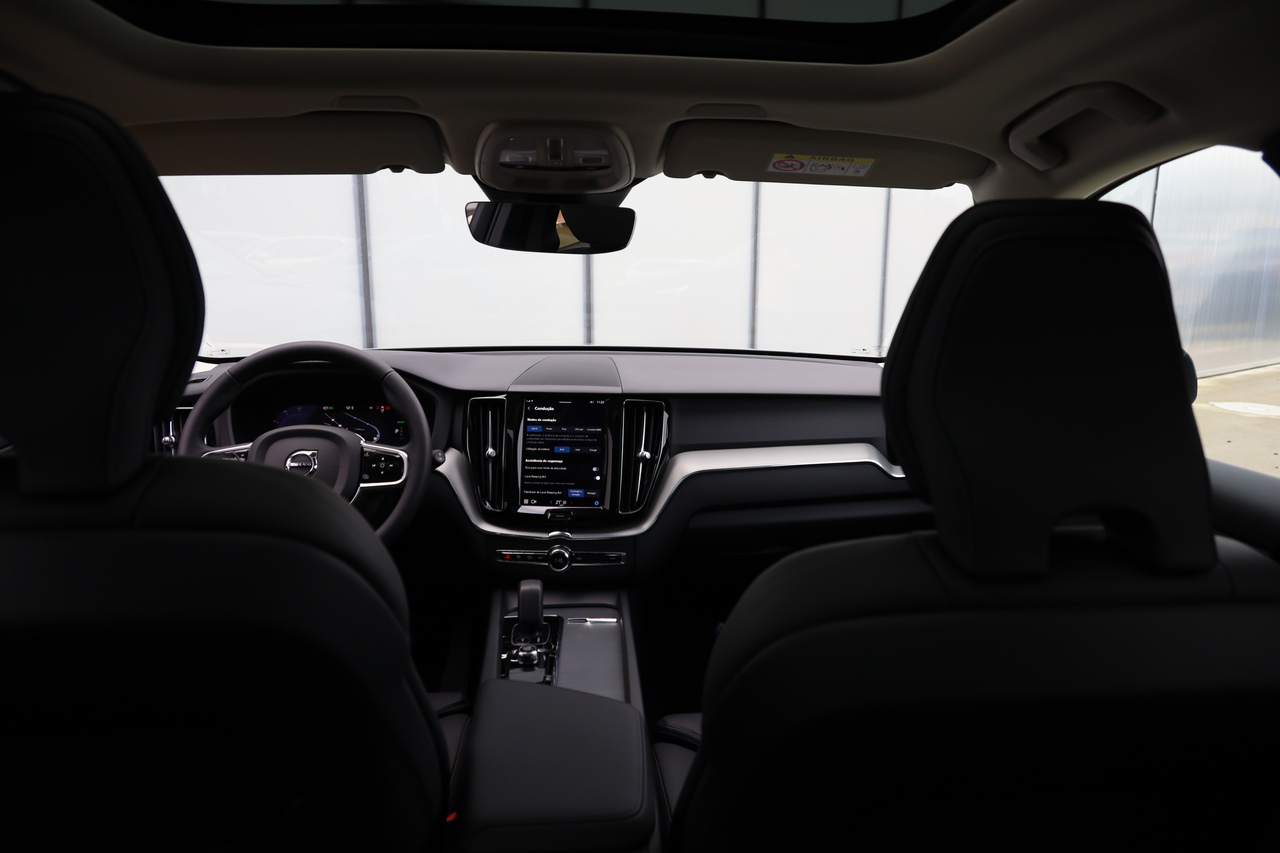 XC60 T6 Hibrido Plug-in Plus Dark Geart. AWD