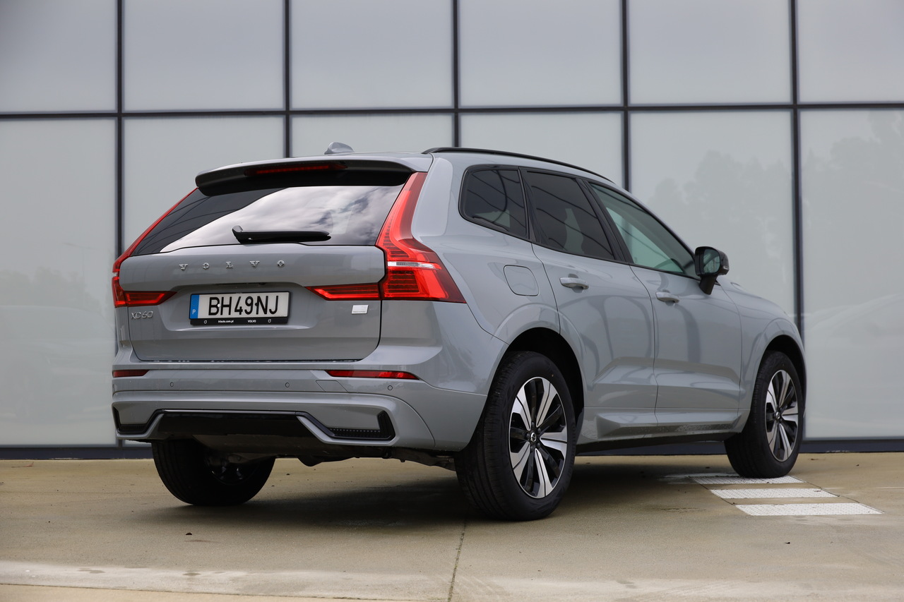 XC60 T6 Hibrido Plug-in Plus Dark Geart. AWD