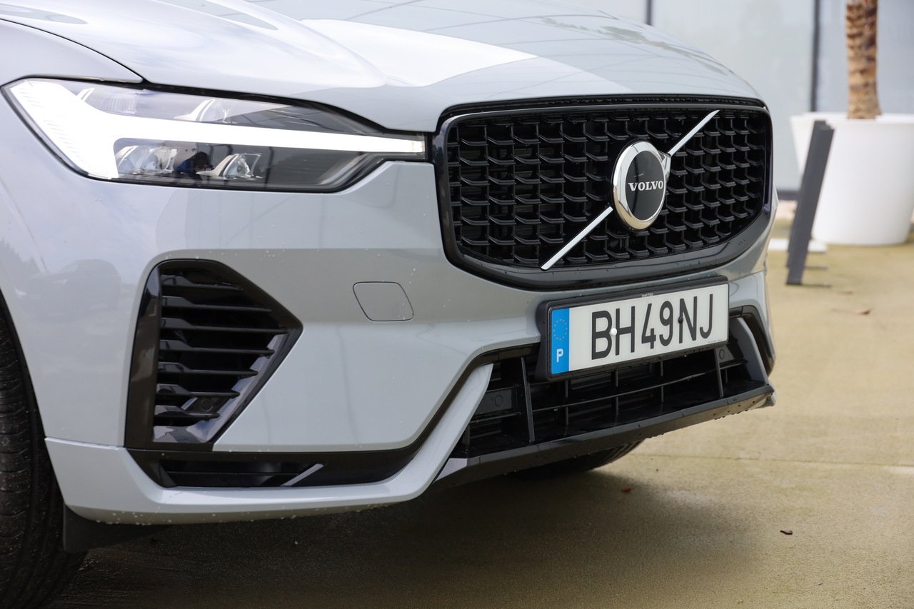 XC60 T6 Hibrido Plug-in Plus Dark Geart. AWD