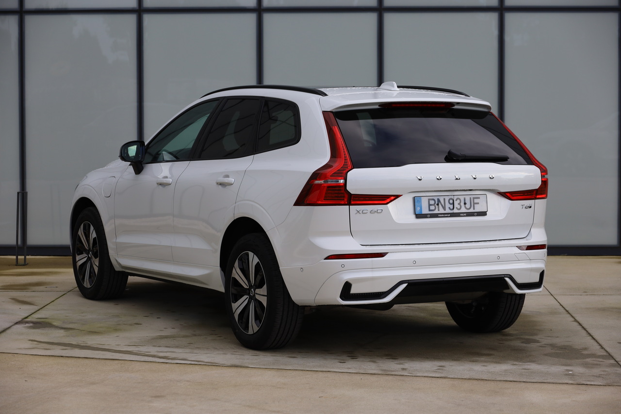 XC60 T6 Hibrido Plug-in Plus Dark