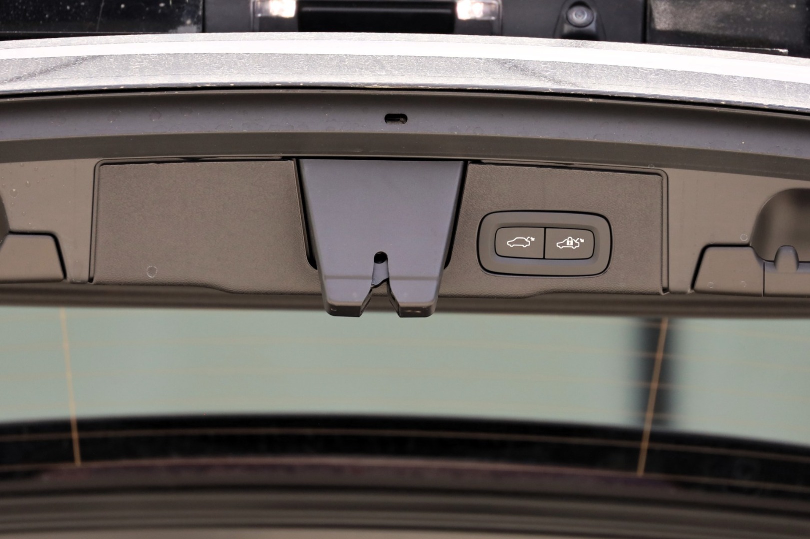 XC60 T6 Hibrido Plug-in Plus Dark