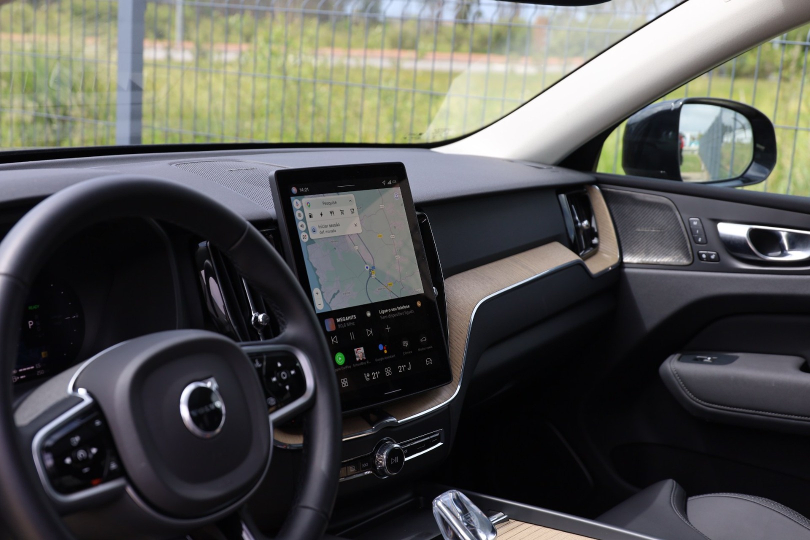 XC60 T6 Hibrido Plug-in Plus Dark