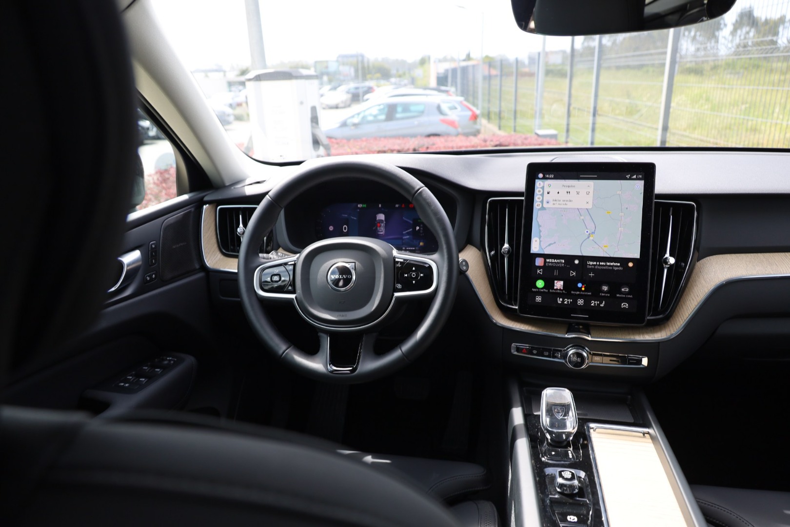 XC60 T6 Hibrido Plug-in Plus Dark