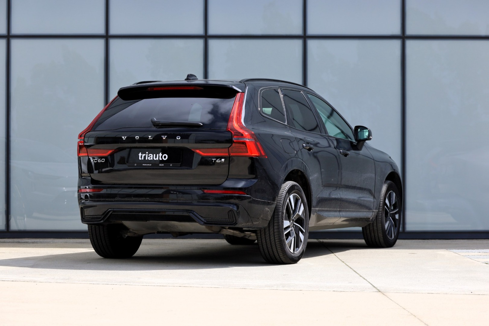 XC60 T6 Hibrido Plug-in Plus Dark