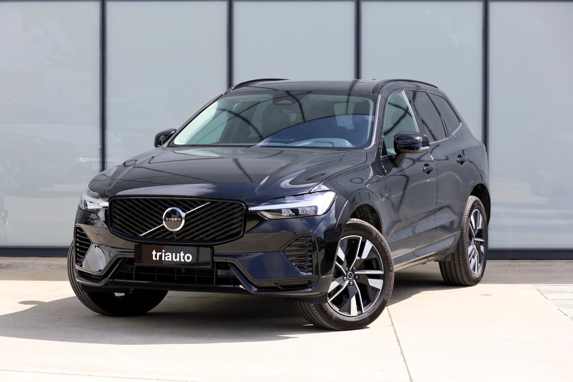 XC60 T6 Hibrido Plug-in Plus Dark