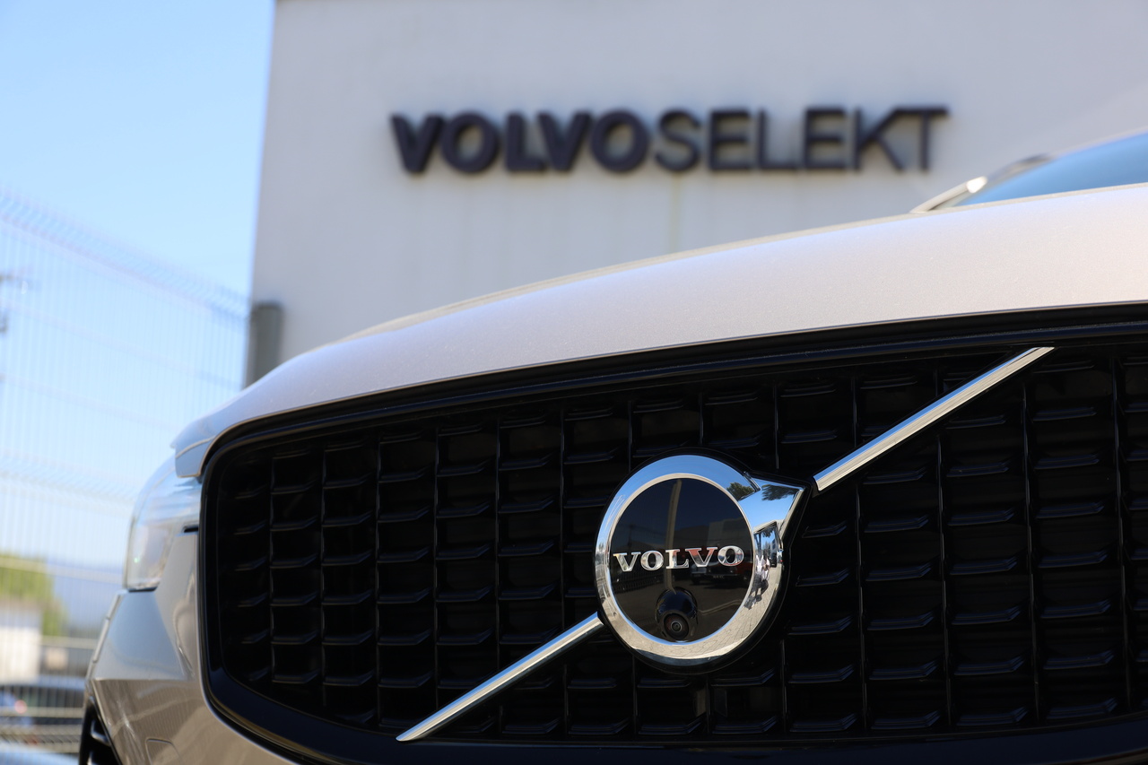 XC60 T6 Hibrido Plug-in Ultimate Dark