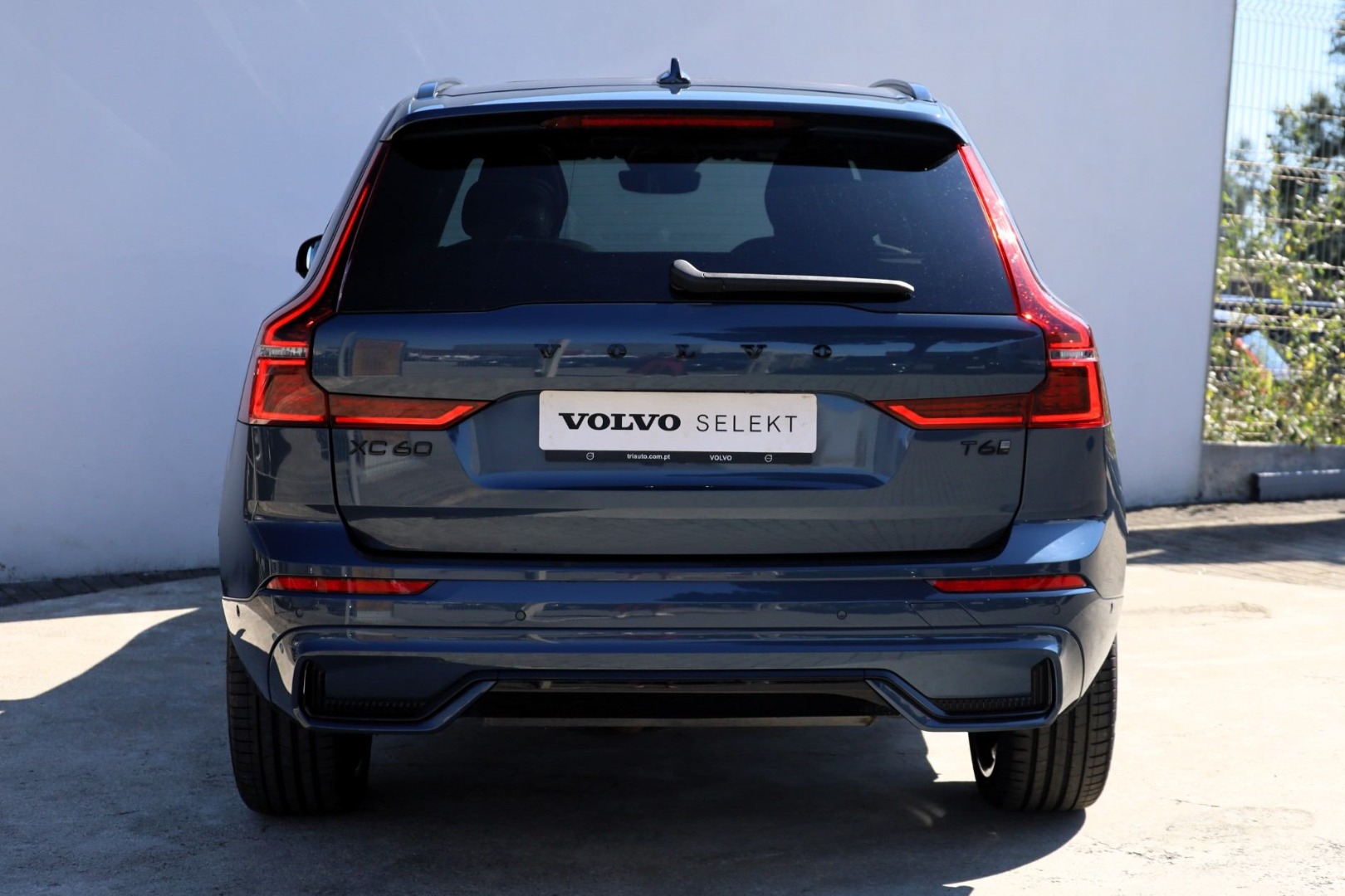 XC60 T6 Hibrido Plug-in Ultra Black Edition