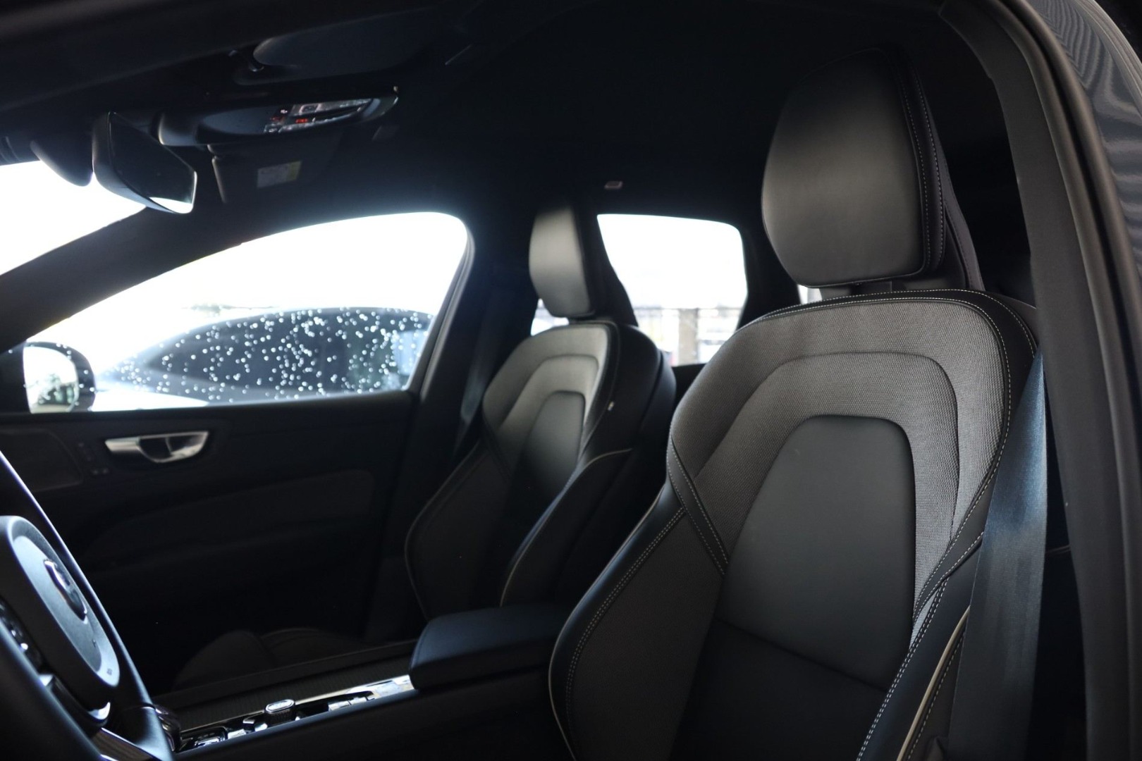 XC60 T6 Hibrido Plug-in Ultra Black Edition