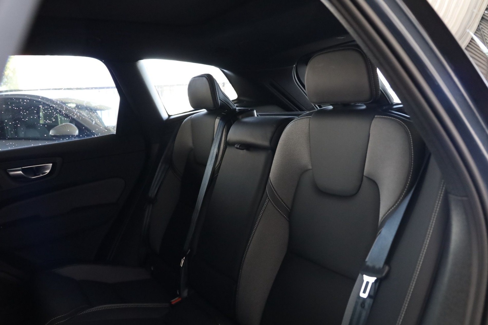 XC60 T6 Hibrido Plug-in Ultra Black Edition
