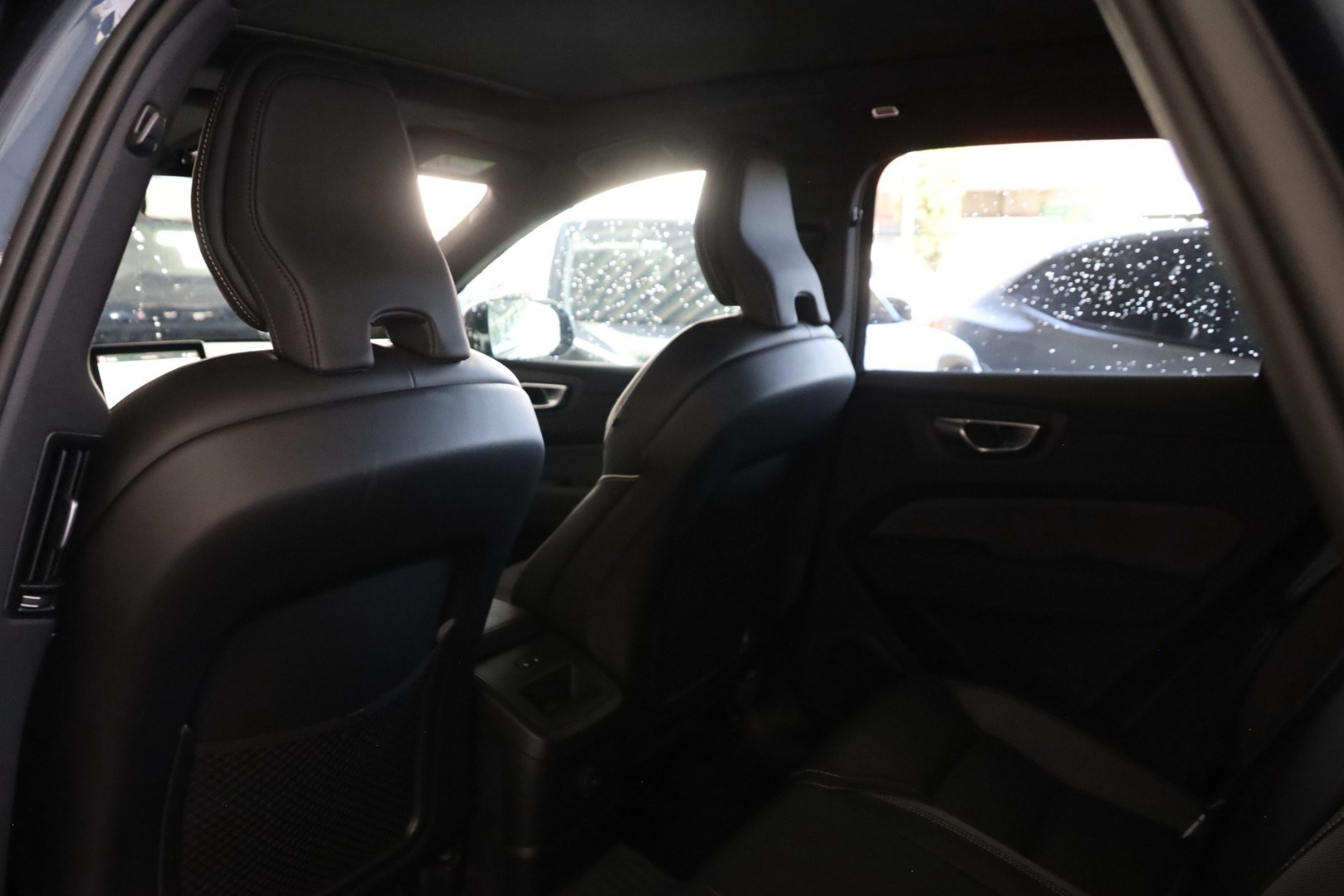 XC60 T6 Hibrido Plug-in Ultra Black Edition
