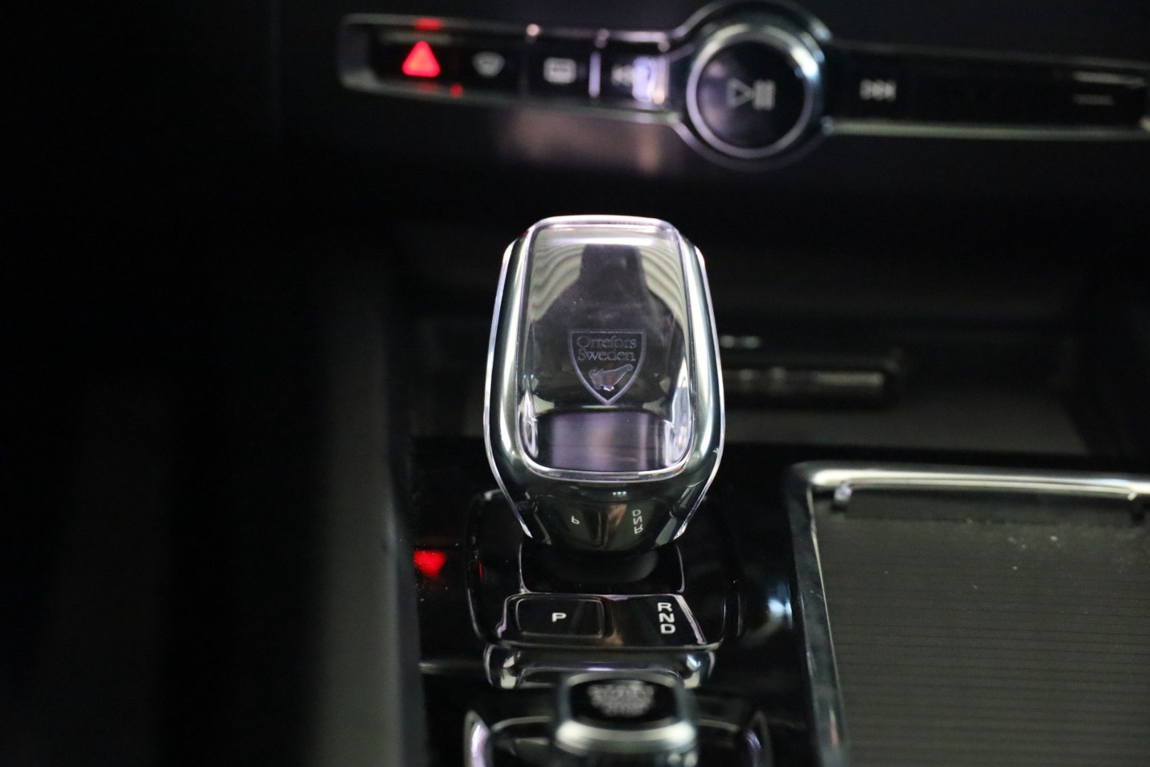 XC60 T6 Hibrido Plug-in Ultra Black Edition