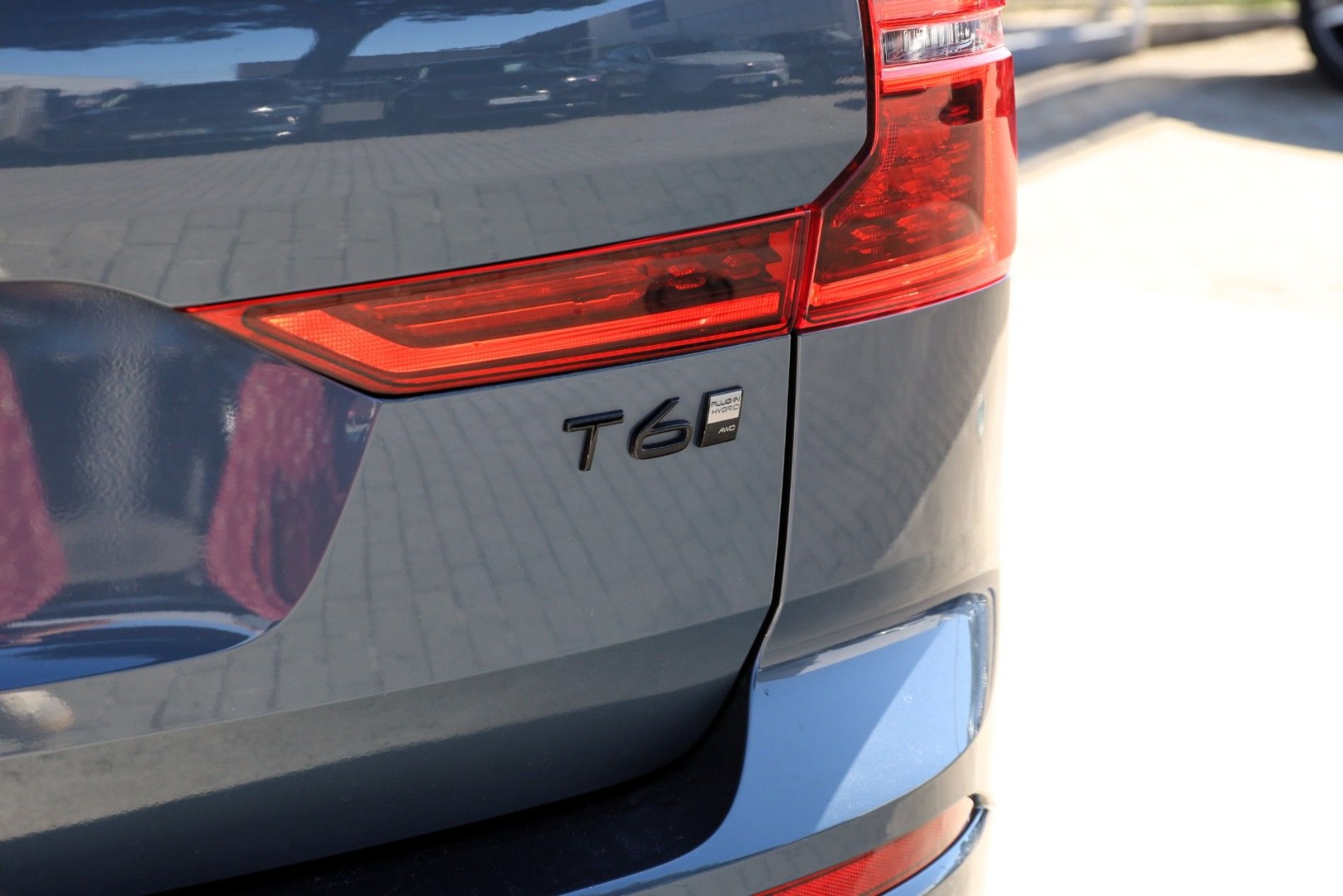 XC60 T6 Hibrido Plug-in Ultra Black Edition