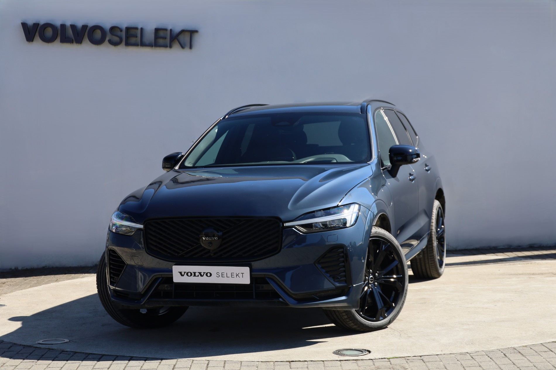 XC60 T6 Hibrido Plug-in Ultra Black Edition