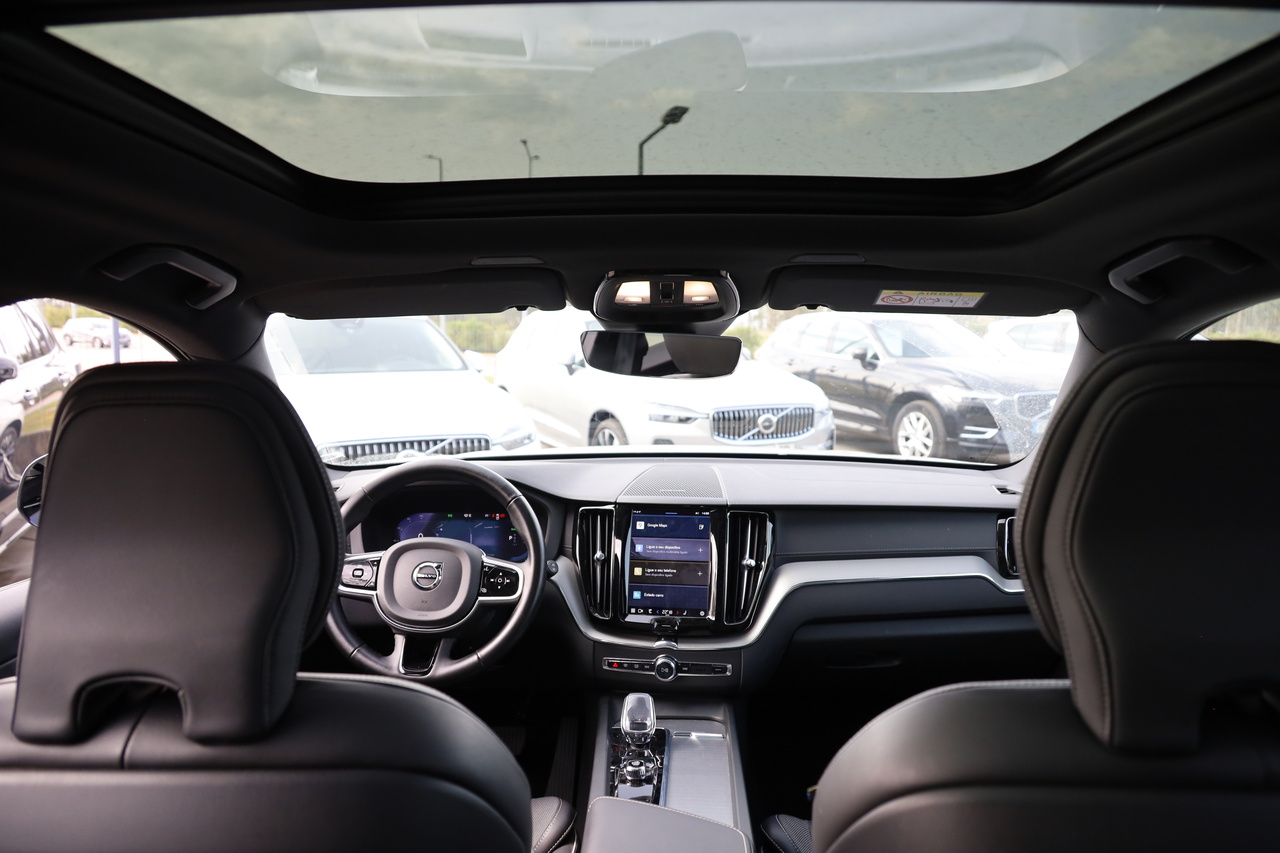 XC60 T6 Hibrido Plug-in Ultra Dark