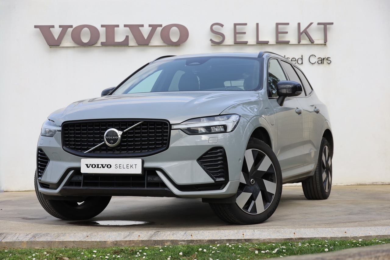 XC60 T6 Hibrido Plug-in Ultra Dark