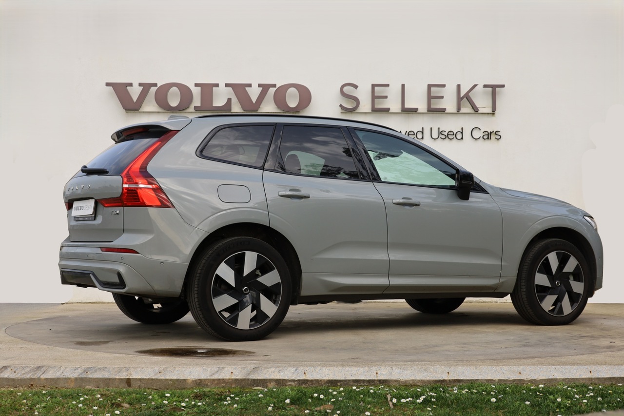 XC60 T6 Hibrido Plug-in Ultra Dark
