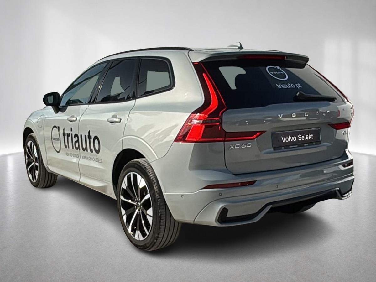 XC60 T6 PHEV Plus Dark