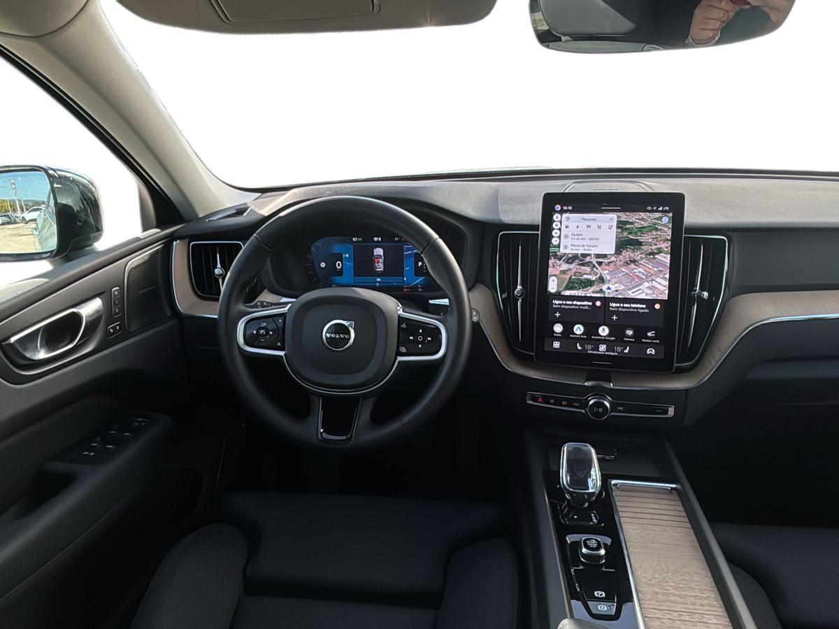 XC60 T6 PHEV Plus Dark