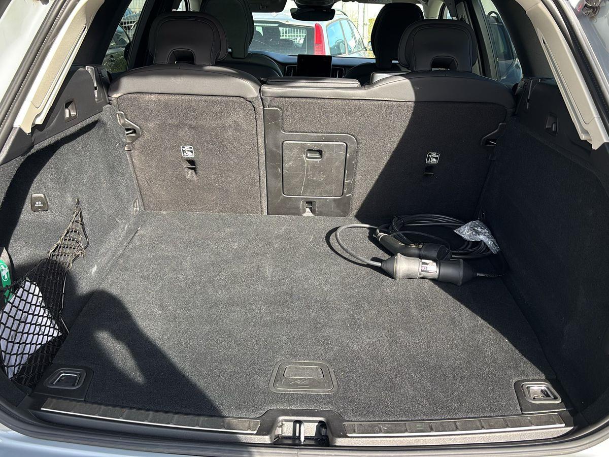 XC60 T6 PHEV Plus Dark