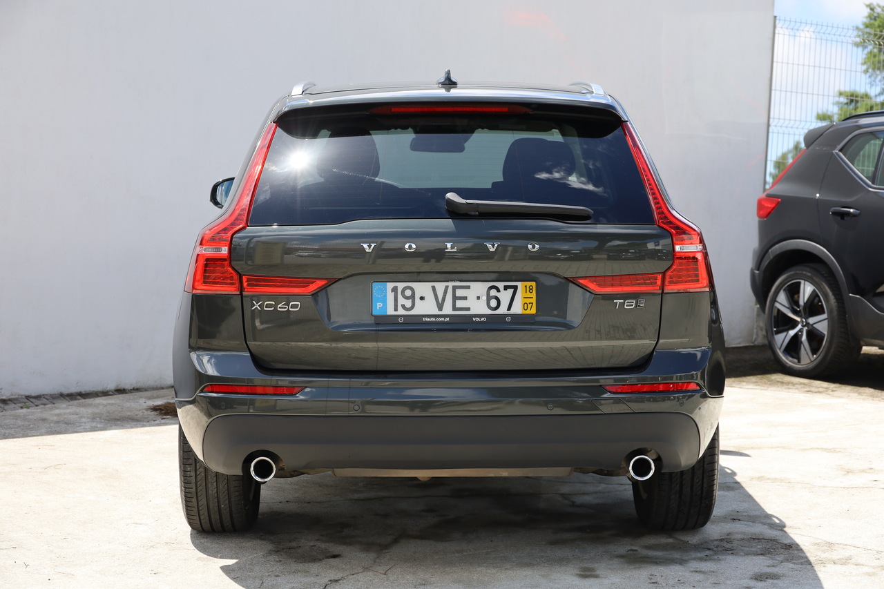 XC60 T8 Hibrido Plug-in Momentum Geart. AWD