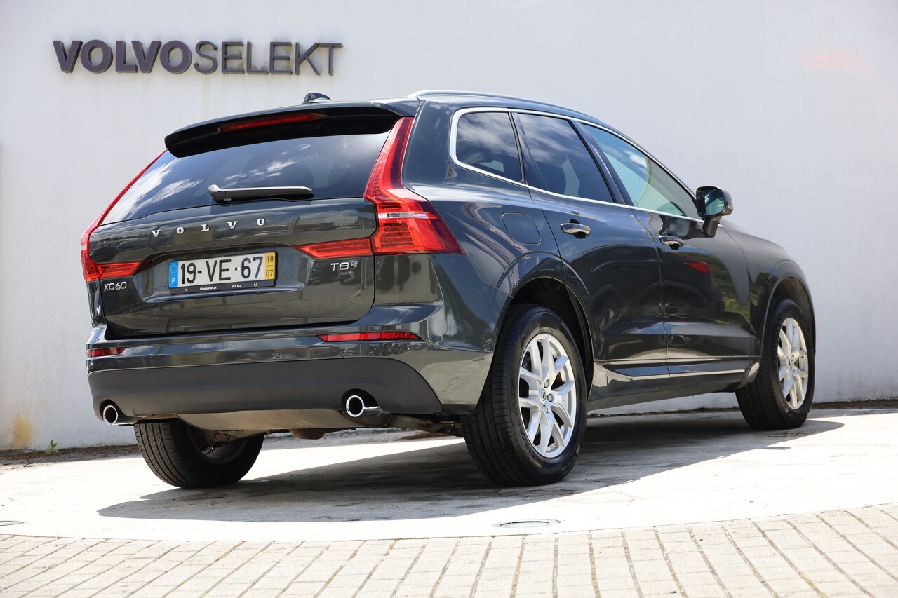 XC60 T8 Hibrido Plug-in Momentum Geart. AWD