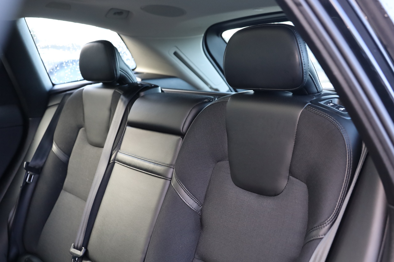 XC60 T8 Hibrido Plug-in Momentum Plus Geart. 8V AWD