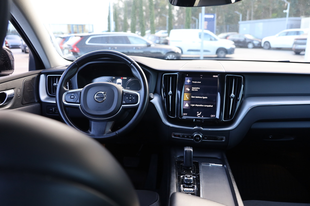 XC60 T8 Hibrido Plug-in Momentum Plus Geart. 8V AWD