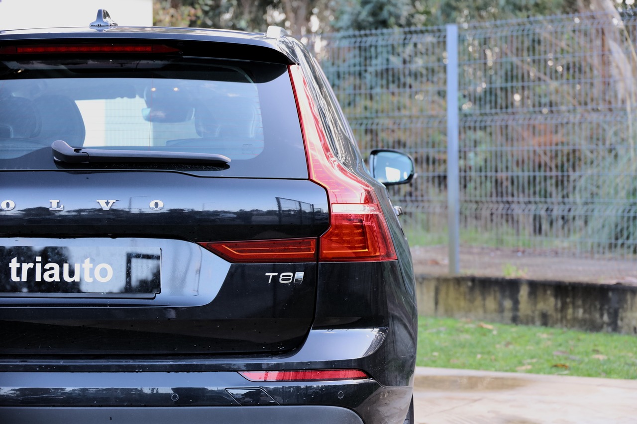 XC60 T8 Hibrido Plug-in Momentum Plus Geart. 8V AWD