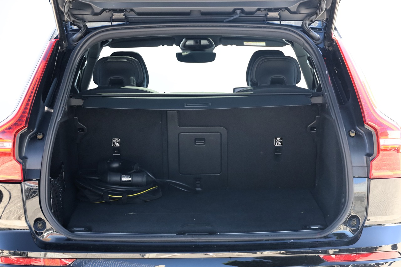 XC60 T8 Híbrido Plug-in Ultra Dark Geart.