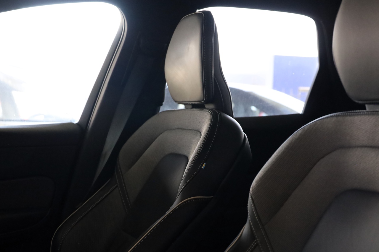 XC60 T8 Híbrido Plug-in Ultra Dark Geart.