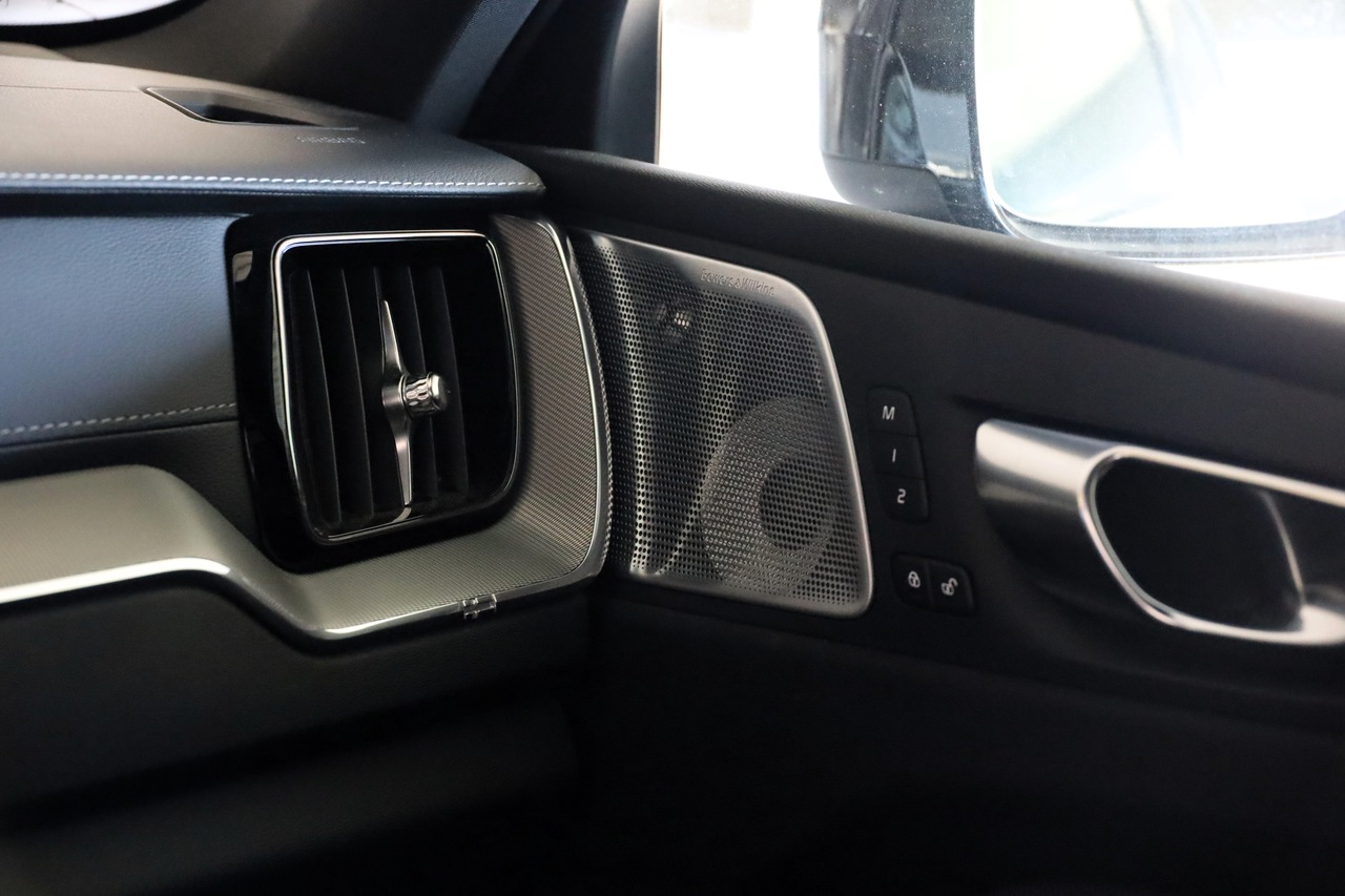 XC60 T8 Híbrido Plug-in Ultra Dark Geart.