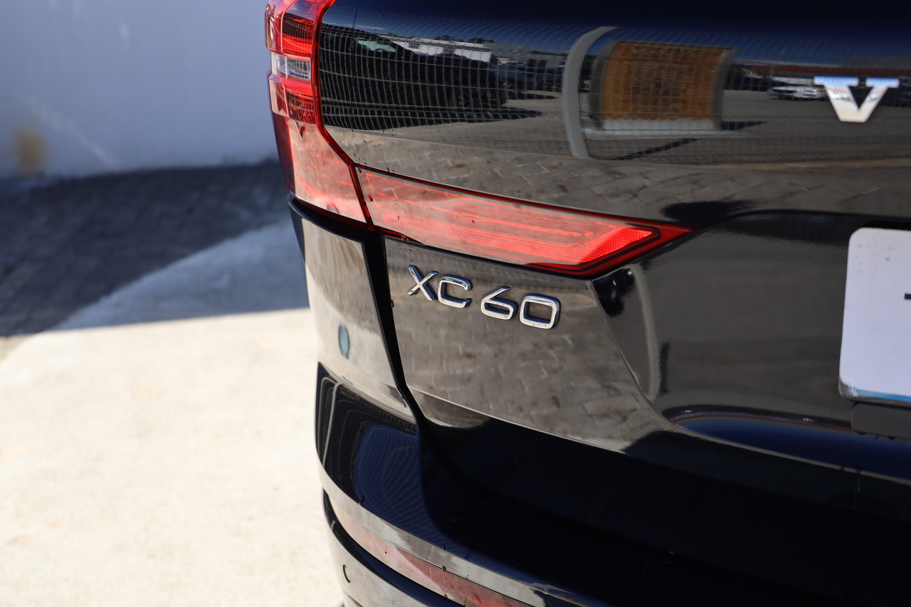 XC60 T8 Híbrido Plug-in Ultra Dark Geart.