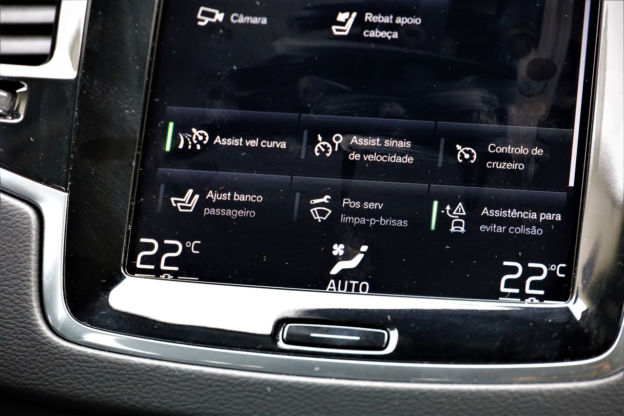 XC90 B5 Hybrid-Diesel Inscription Geartronic
