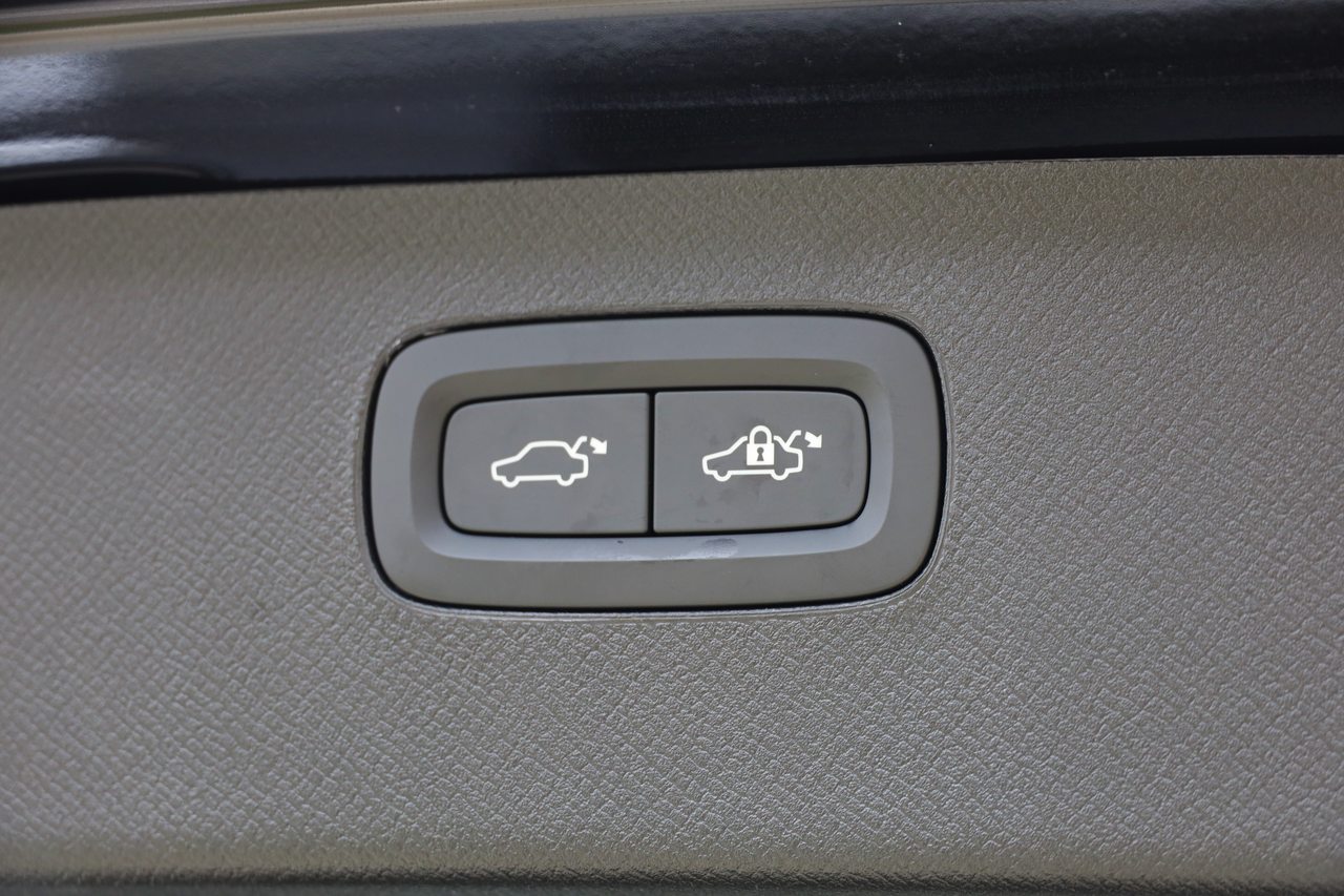 XC90 B5 Hybrid-Diesel Inscription Geartronic