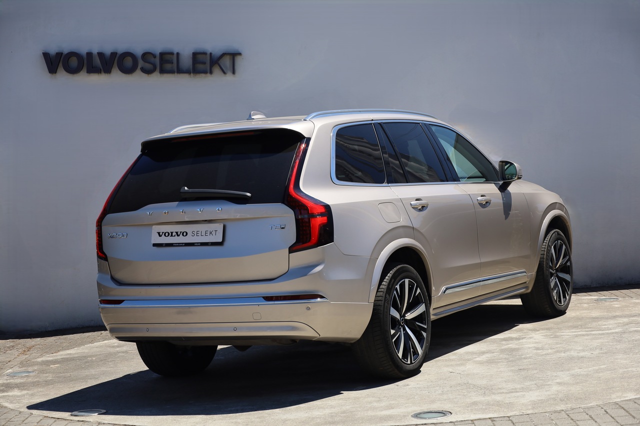 XC90 T8 Hibrido Plug-in Core Bright Geart. AWD