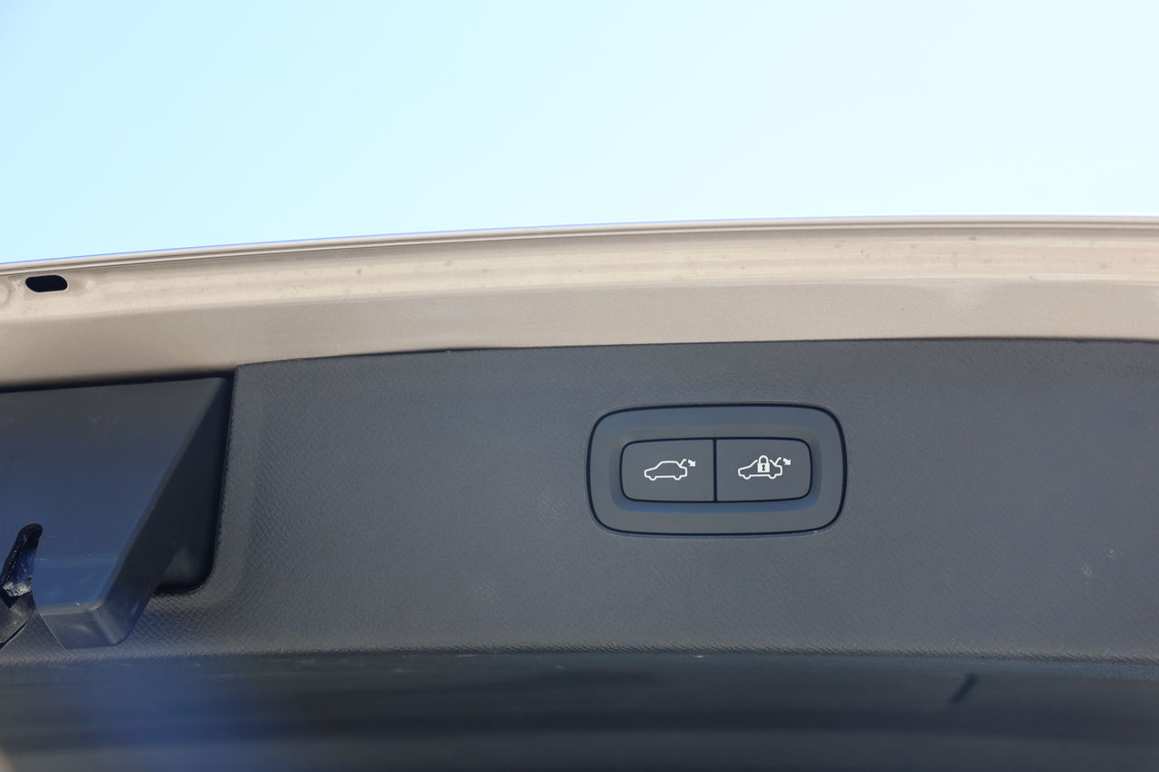 XC90 T8 Hibrido Plug-in Core Bright Geart. AWD