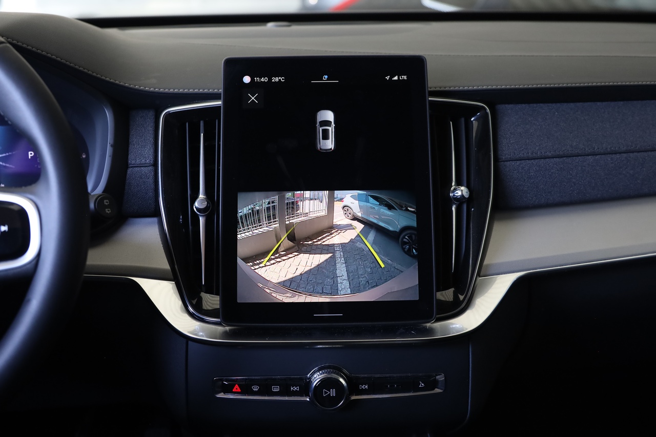 XC90 T8 Hibrido Plug-in Core Bright Geart. AWD