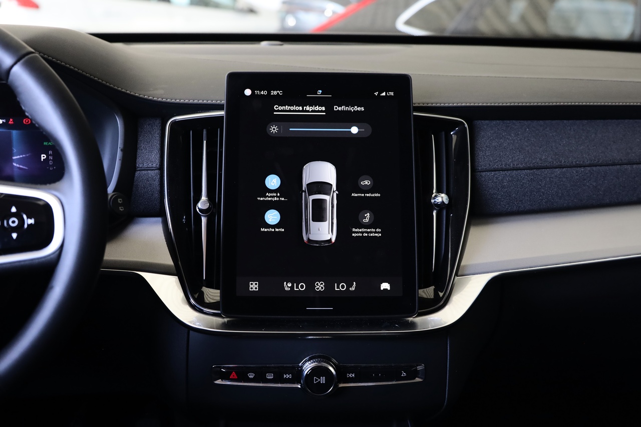 XC90 T8 Hibrido Plug-in Core Bright Geart. AWD