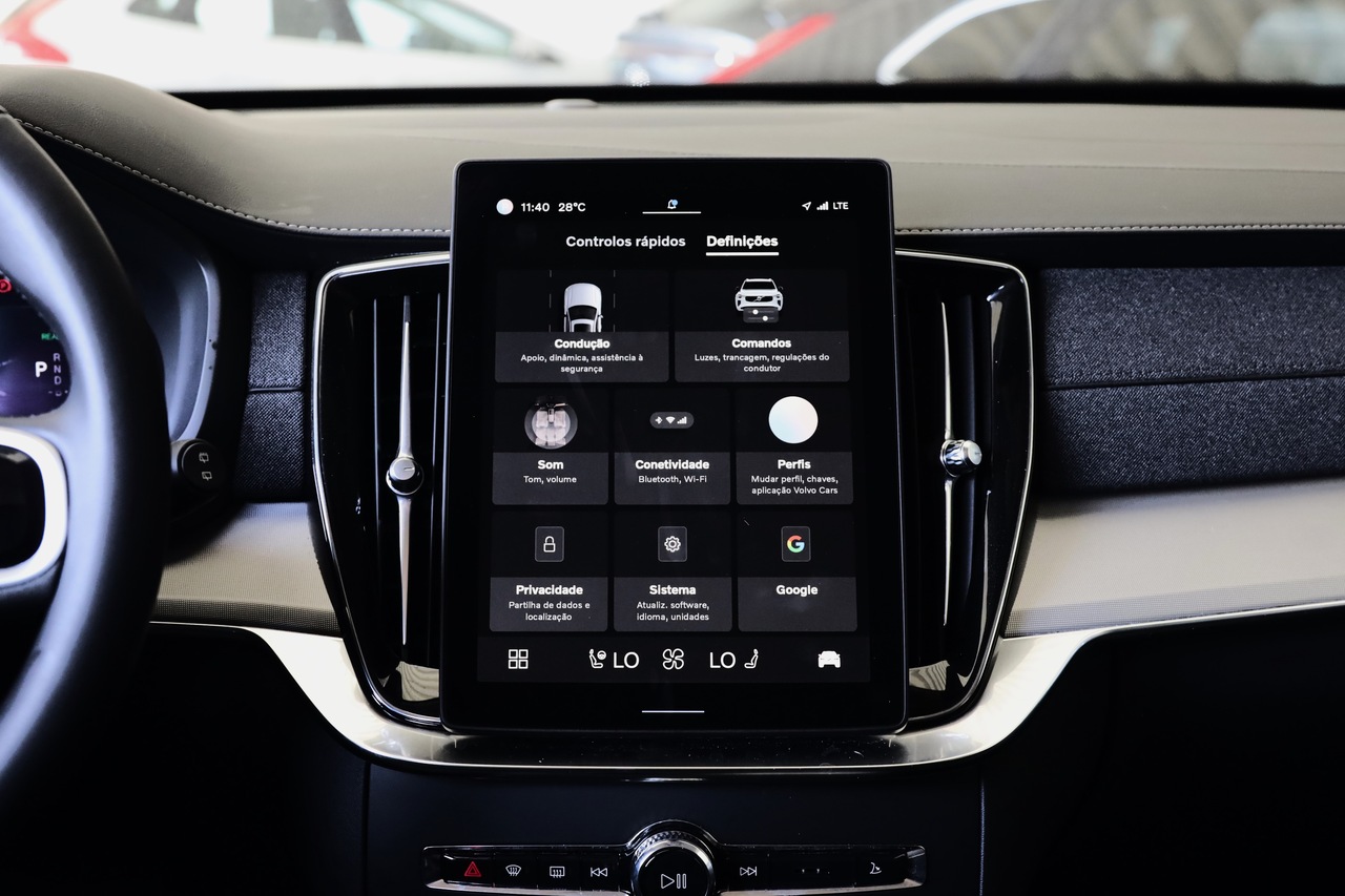XC90 T8 Hibrido Plug-in Core Bright Geart. AWD
