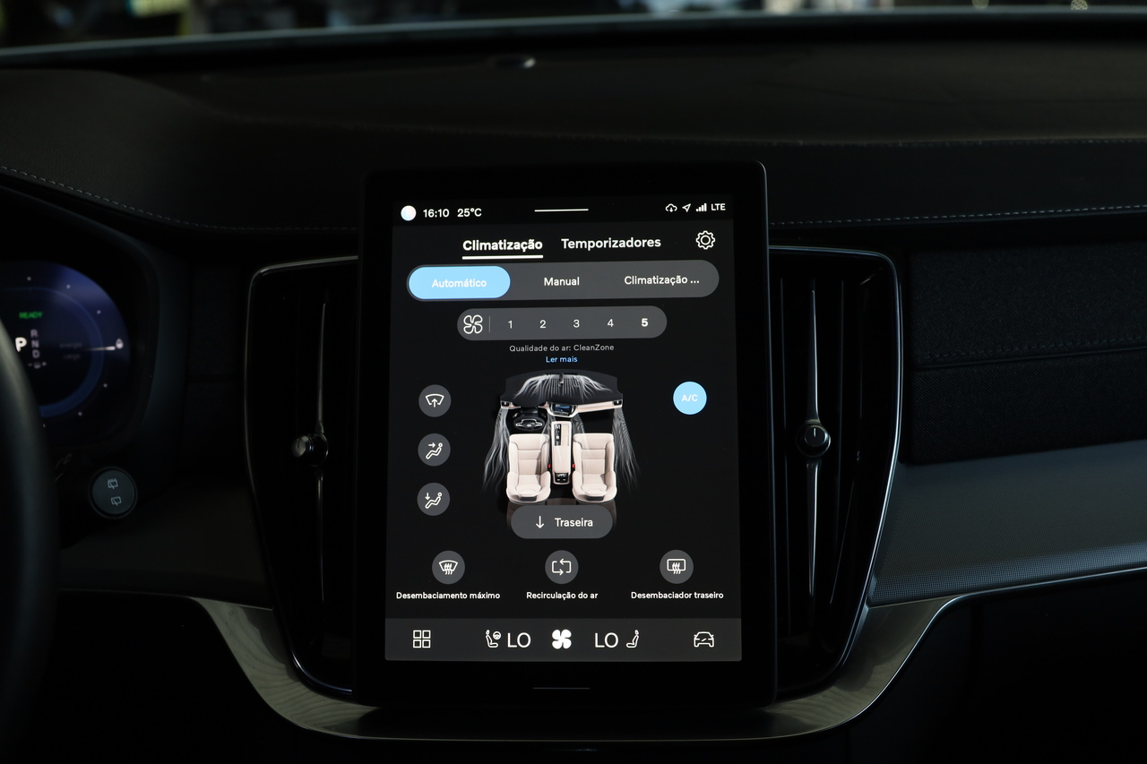 XC90 T8 Hibrido Plug-in Core Bright Geart. AWD
