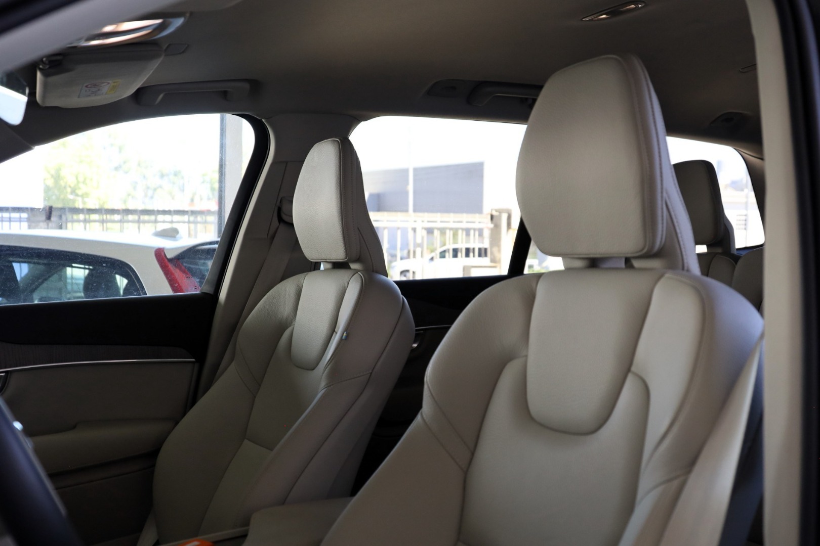 XC90 T8 Hibrido Plug-in Core Bright Geart.