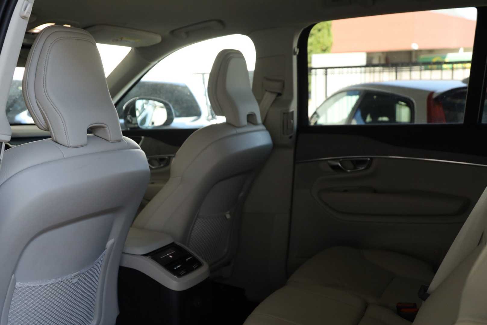 XC90 T8 Hibrido Plug-in Core Bright Geart.
