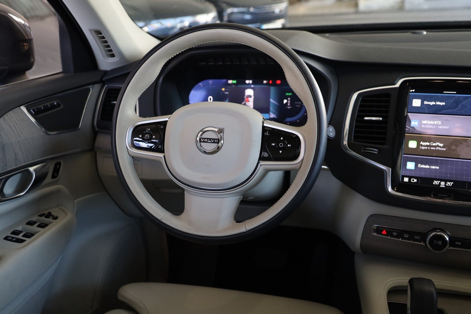 XC90 T8 Hibrido Plug-in Core Bright Geart.