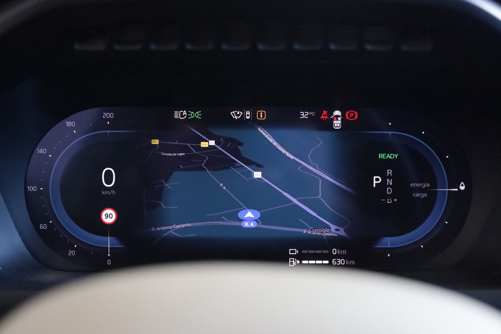 XC90 T8 Hibrido Plug-in Core Bright Geart.