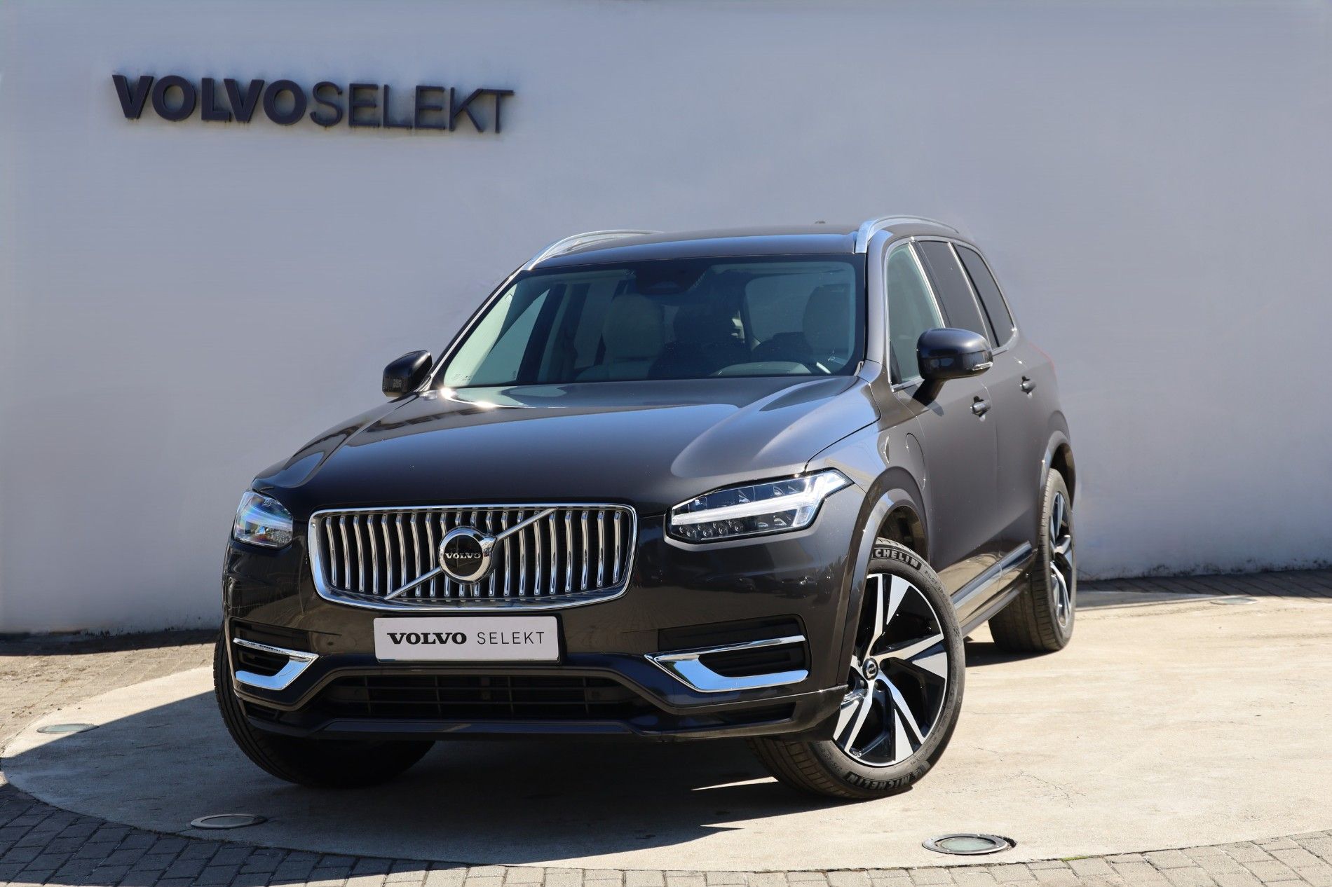 XC90 T8 Hibrido Plug-in Core Bright Geart.