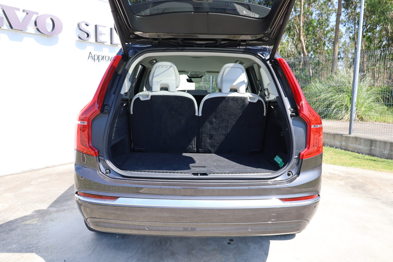 XC90 T8 Hibrido Plug-in Core Bright